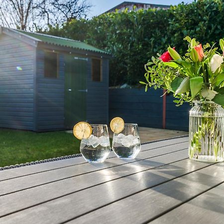 Villa Pet Friendly With A Hot Tub Hednesford Esterno foto