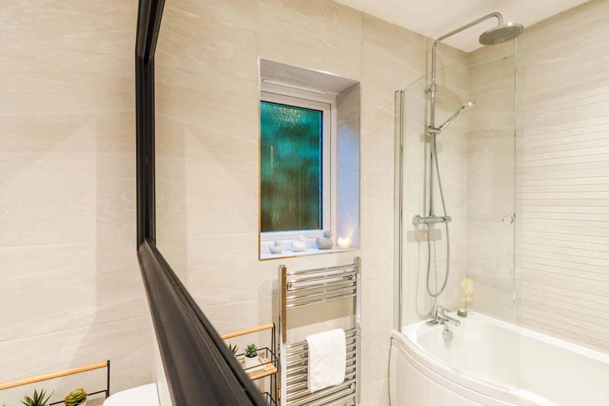 Villa Pet Friendly With A Hot Tub Hednesford Esterno foto