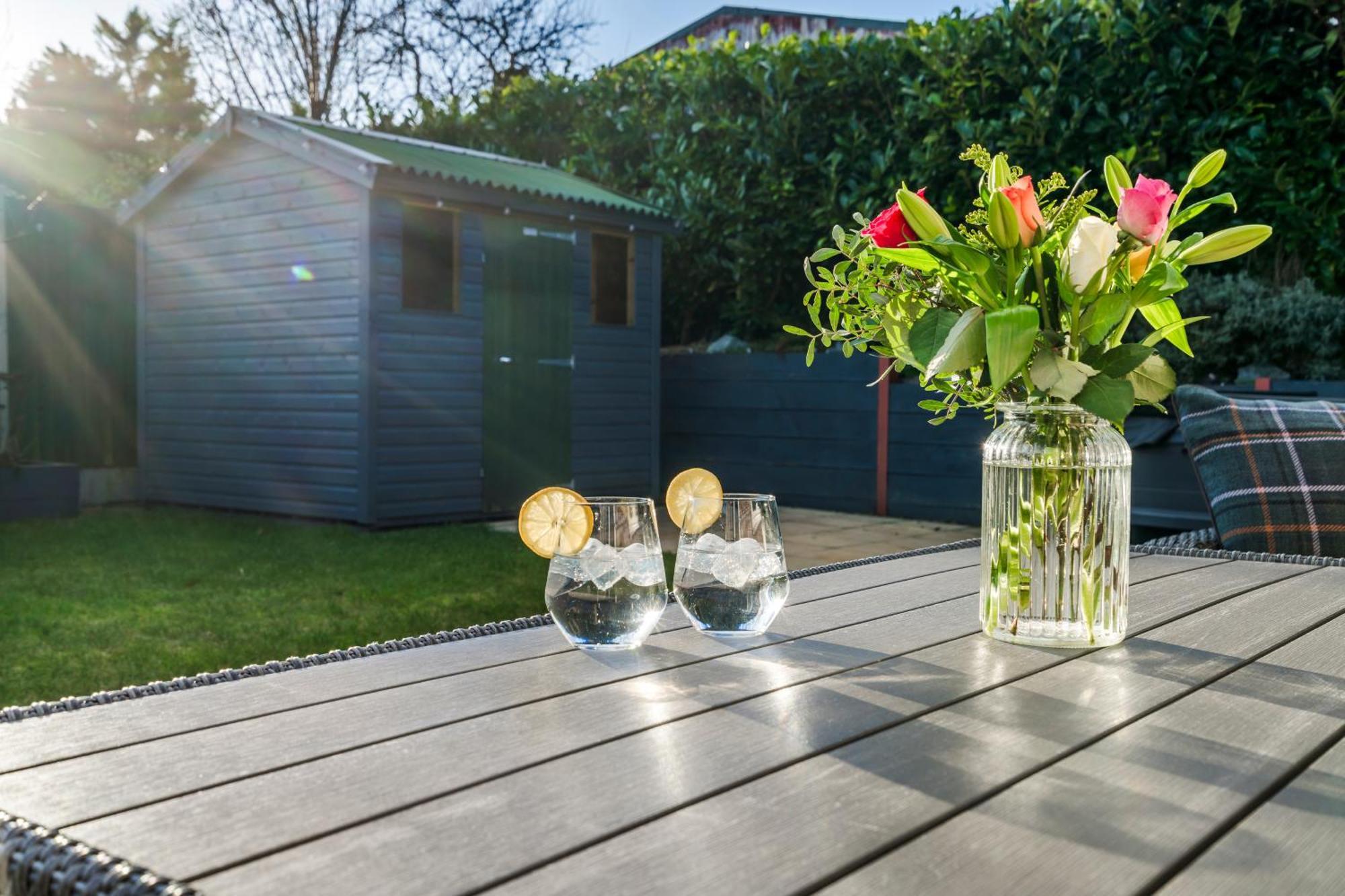 Villa Pet Friendly With A Hot Tub Hednesford Esterno foto